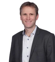 Terrence Schweizer 305B0633 heller